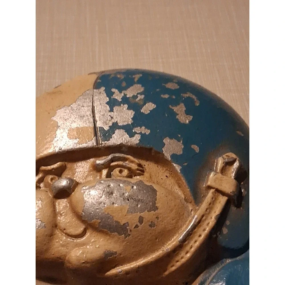 Vintage 1976 HCM Cast Aluminum Football Player Wall Plaques Pair USA